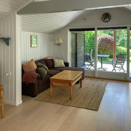 Casa vacanze Idyllic With Sea View Near
