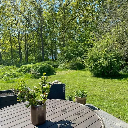 Idyllic With Sea View Near Semesterbostad