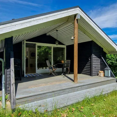 Casa vacanze Idyllic With Sea View Near